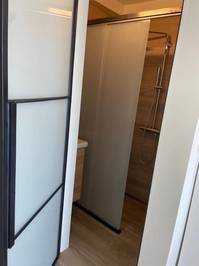 Zeedijk Apartment